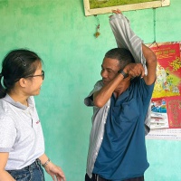 TP. Đà Nẵng: Can thiệp phục hồi chức năng và chăm sóc tại nhà cho người khuyết tật
